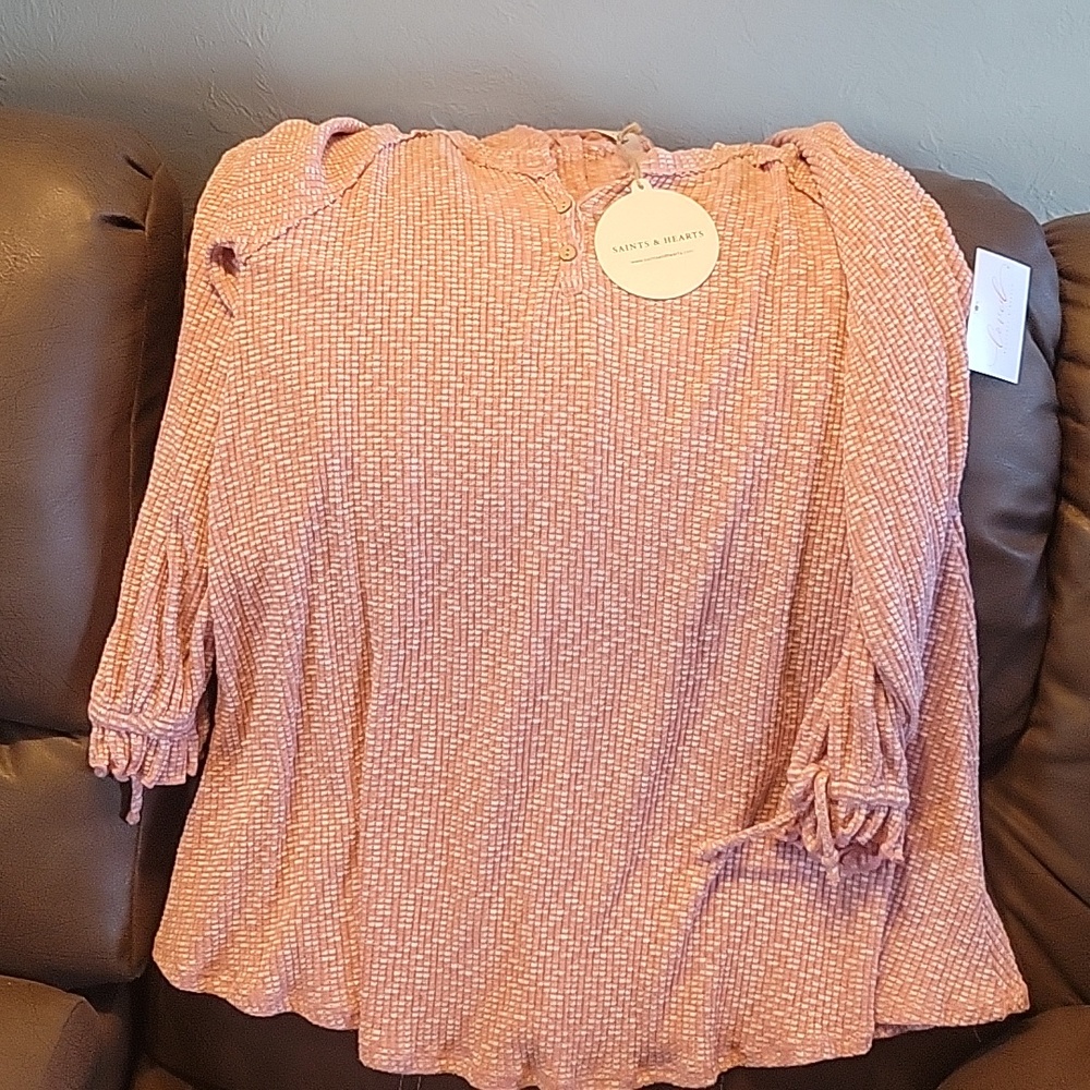 Long sleeve shirt. Very soft